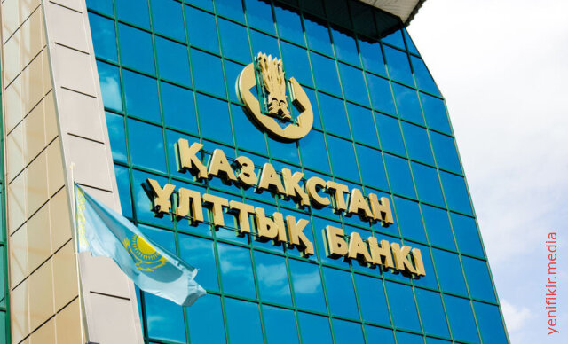 Qazaxıstan Mərkəzi Bankı tşTengenin ucuzlaşmasına qarşı çıxır