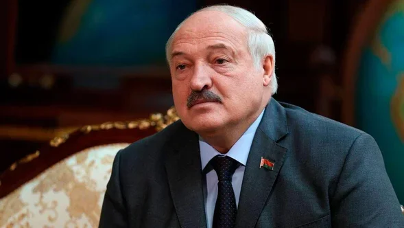 Tramp Lukaşenko ilə telefonda nəyi müzakirə edib