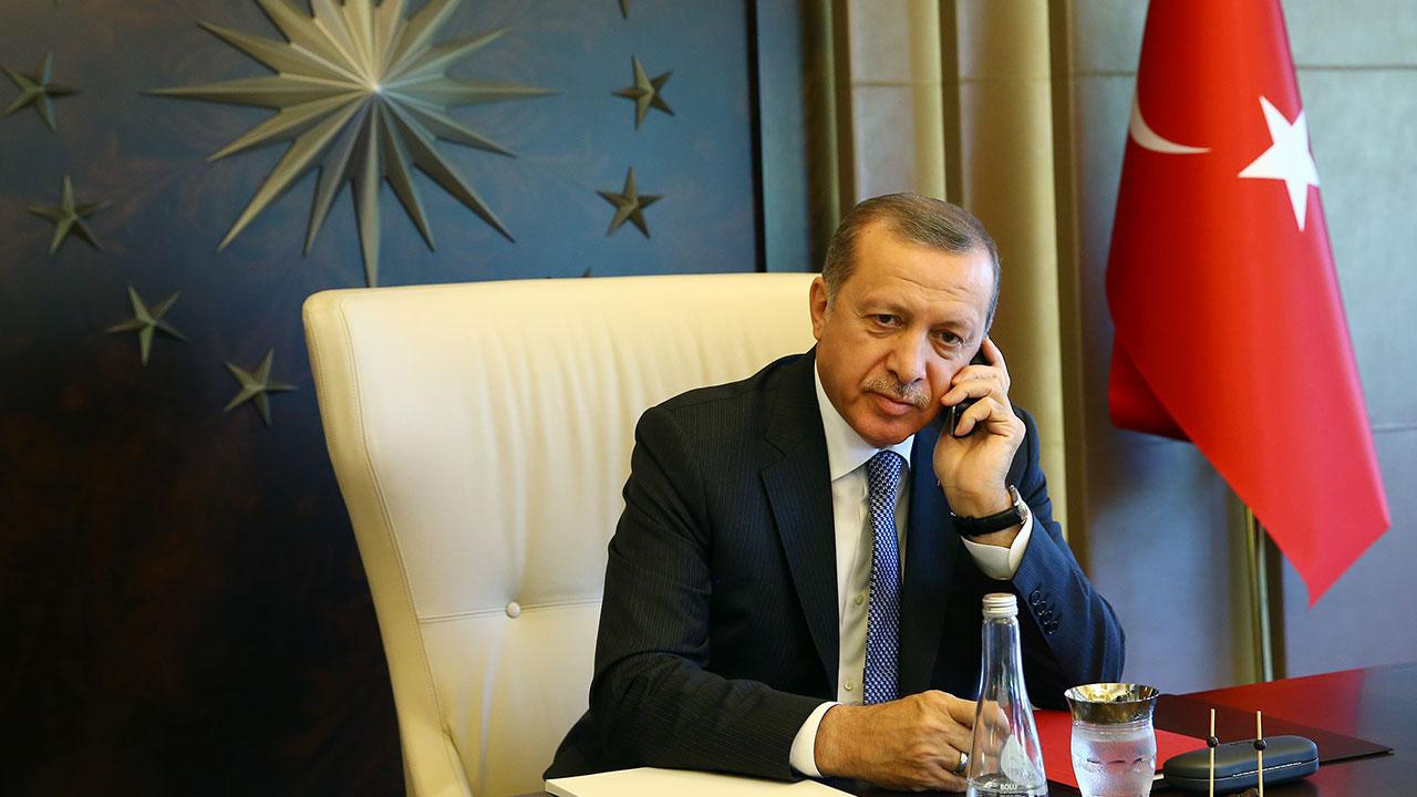 Ərdoğan  Hollandiya Baş naziri ilə nə danışıb ?
