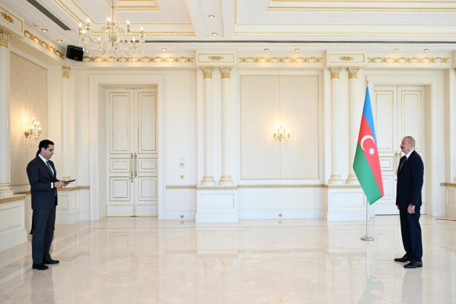 Prezident İlham Əliyev Slovakiyanın Azərbaycanda yeni təyin olunmuş səfirinin etimadnaməsini qəbul edib 