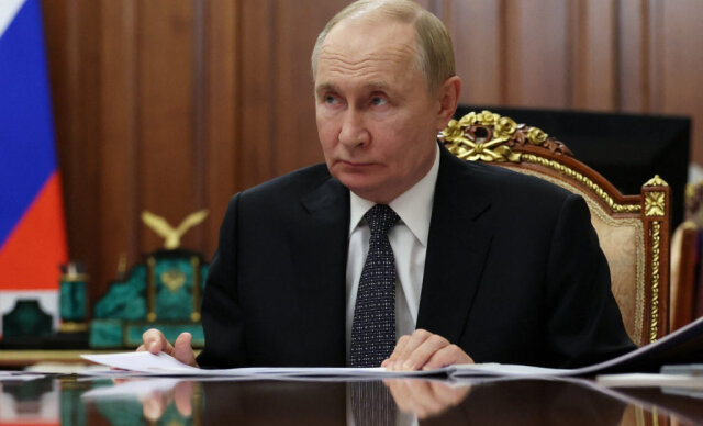 Putin: “Rusiya Asiya-Sakit okean regionunda ədalətli beynəlxalq sistemin qurulmasına hazırdır”