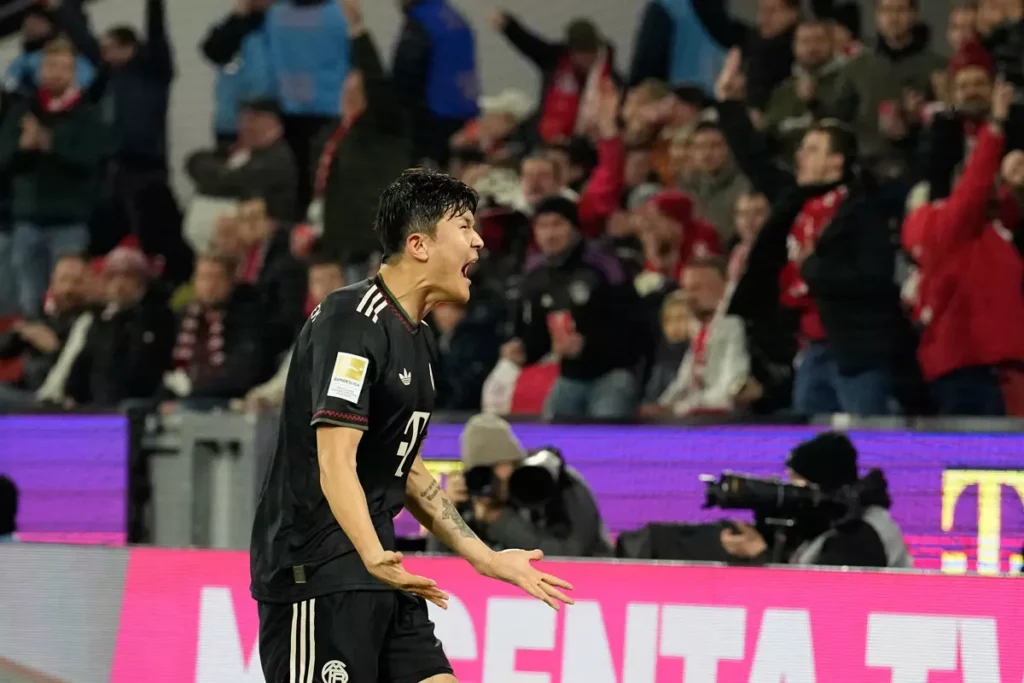 Kim Min-jae Bayern Münxendə qalacağını açıqladı
